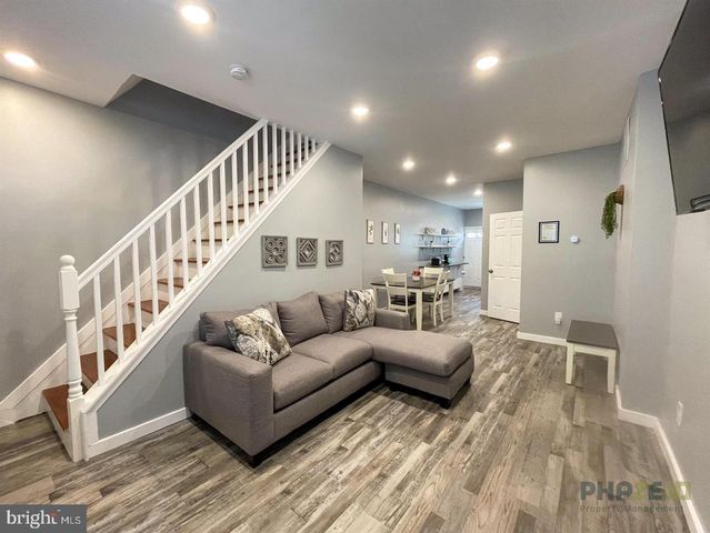2734 ASHLAND AVE, Baltimore, MD 21205