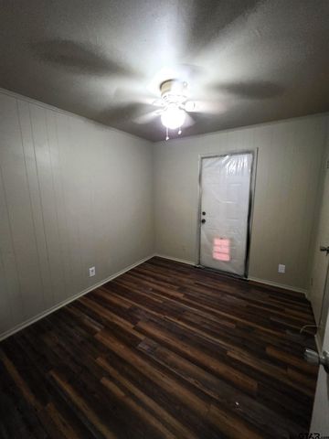 3300 Baldwin Dr, Tyler, TX 75702