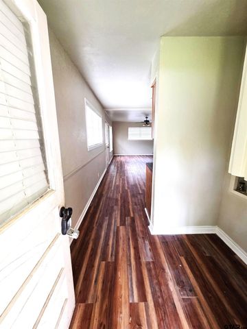 3300 Baldwin Dr, Tyler, TX 75702