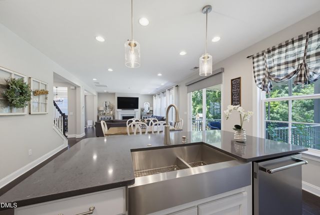 7224 Villoria Lane, Raleigh, NC 27617