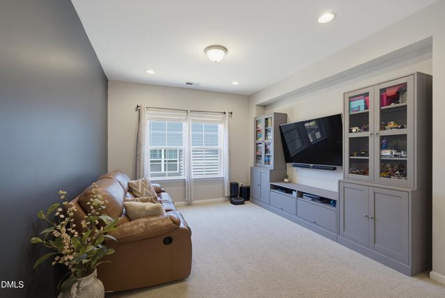 7224 Villoria Lane, Raleigh, NC 27617