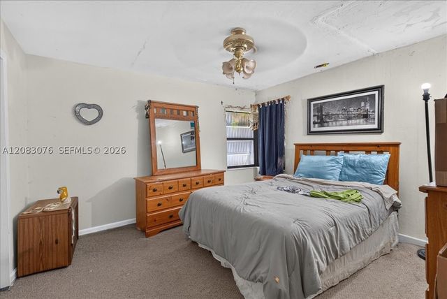 5619 NE 6th Ave, Oakland Park, FL 33334