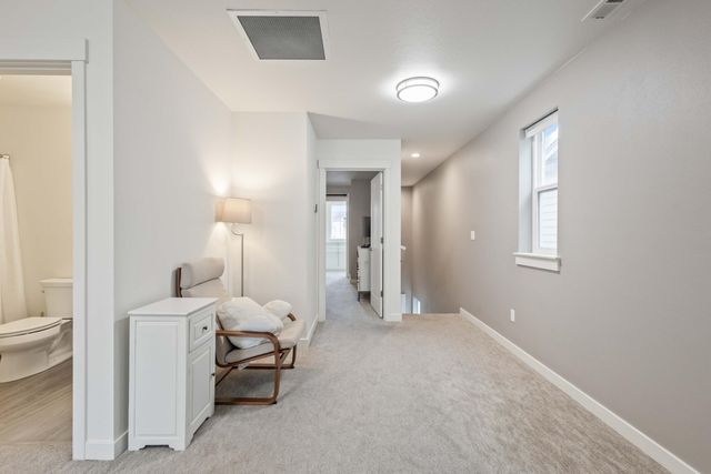 2561 NE Purcell Boulevard, Bend, OR 97701