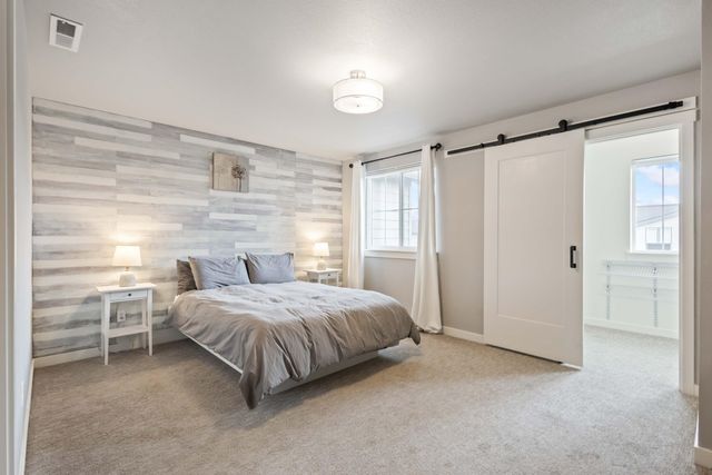 2561 NE Purcell Boulevard, Bend, OR 97701