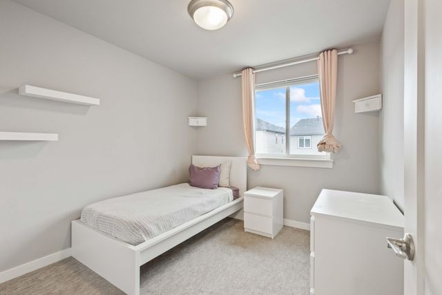 2561 NE Purcell Boulevard, Bend, OR 97701