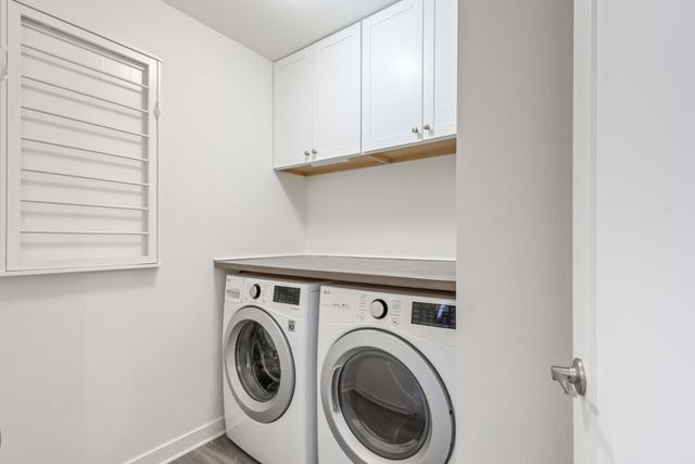 2561 NE Purcell Boulevard, Bend, OR 97701