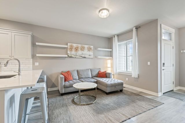 2561 NE Purcell Boulevard, Bend, OR 97701