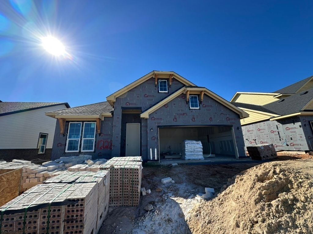 1228 Sabine River Lane, Springtown, TX 76082