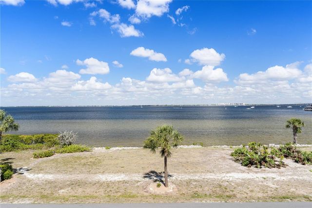 1425 PARK BEACH CIRCLE 132, Punta Gorda, FL 33950