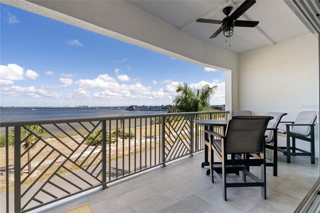 1425 PARK BEACH CIRCLE 132, Punta Gorda, FL 33950