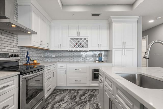 1425 PARK BEACH CIRCLE 132, Punta Gorda, FL 33950