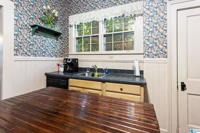 208 MCKIBBON STREET, Oxford, AL 36203