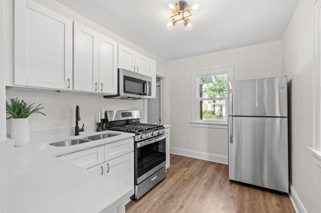 4214 Vincent Avenue N, Minneapolis, MN 55412