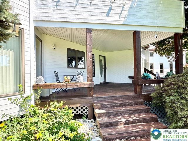 5061 Wendi Drive West, Upper Milford Twp, PA 18092