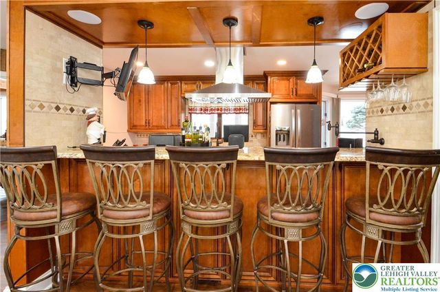 5061 Wendi Drive West, Upper Milford Twp, PA 18092