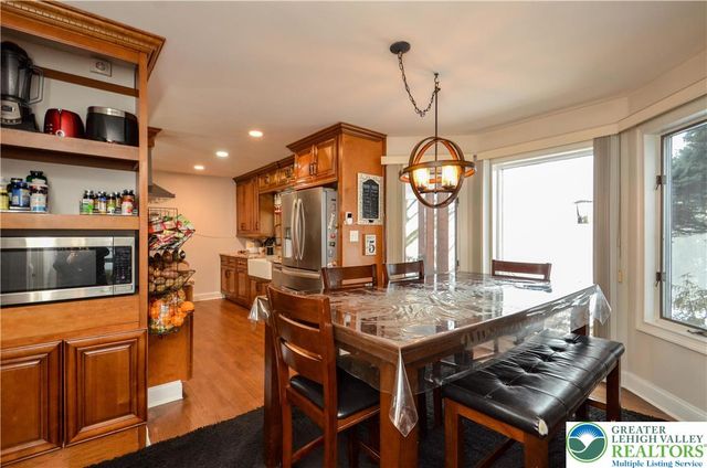 5061 Wendi Drive West, Upper Milford Twp, PA 18092