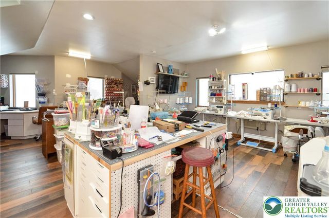5061 Wendi Drive West, Upper Milford Twp, PA 18092