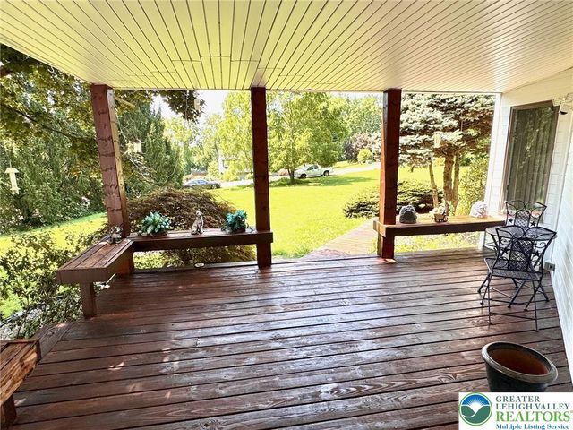 5061 Wendi Drive West, Upper Milford Twp, PA 18092