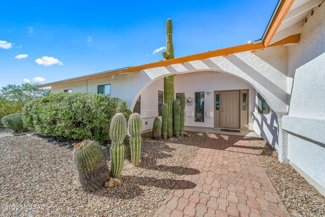9801 E Prospect Lane, Tucson, AZ 85749