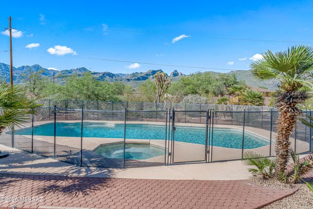 9801 E Prospect Lane, Tucson, AZ 85749