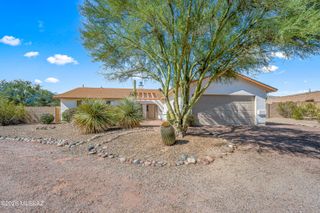 9801 E Prospect Lane, Tucson, AZ 85749