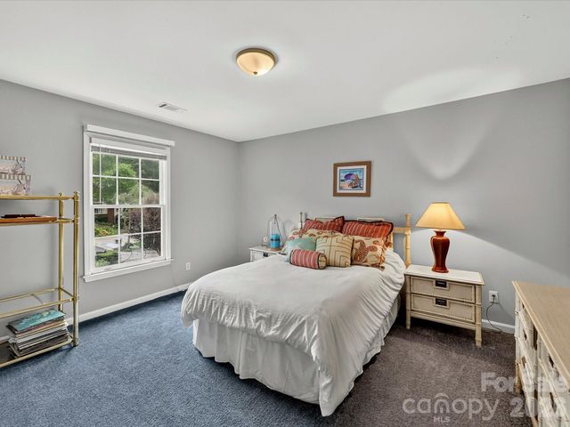 5707 Durston Court, Charlotte, NC 28269