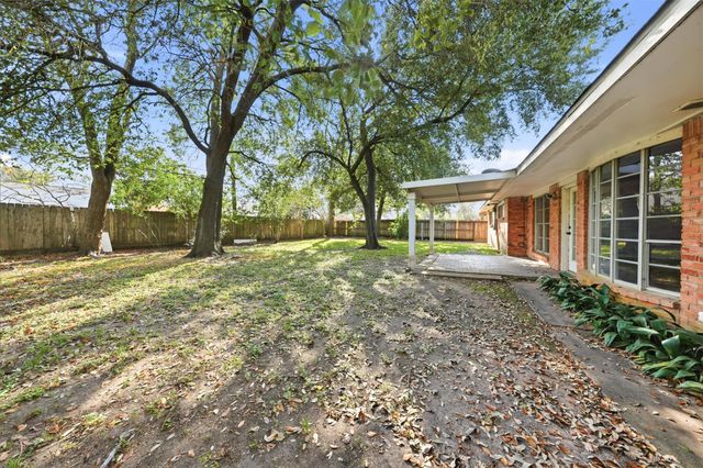 7015 Pella Drive, Houston, TX 77036