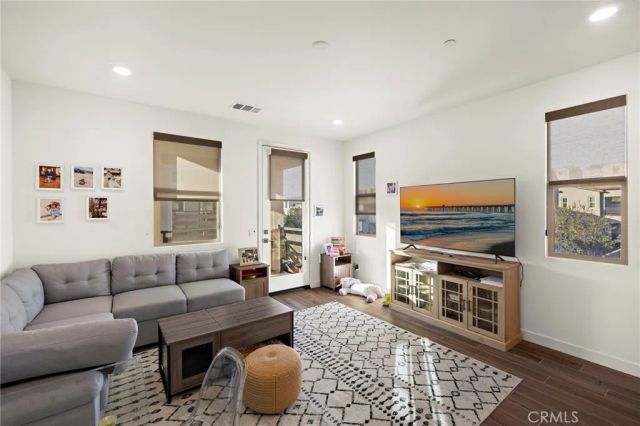 756 Sunrise Road, Rancho Mission Viejo, CA 92694