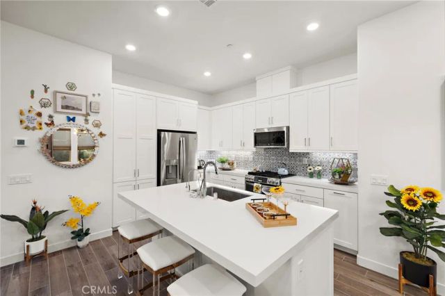 756 Sunrise Road, Rancho Mission Viejo, CA 92694