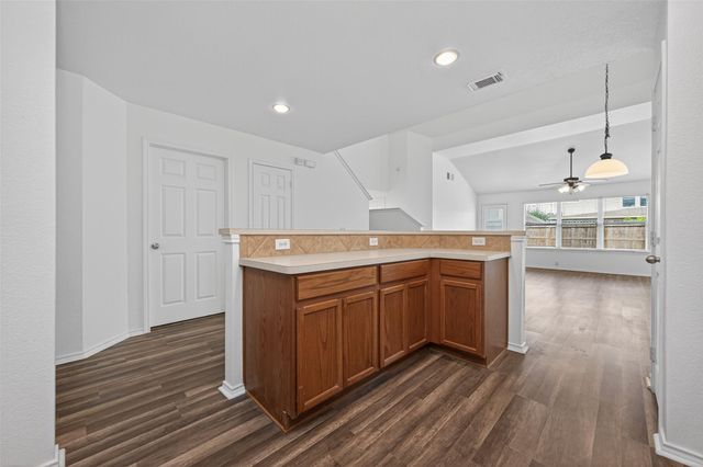 2219 Mountain Ranch Dr, Houston, TX 77049