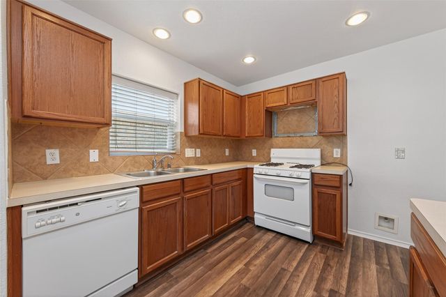 2219 Mountain Ranch Dr, Houston, TX 77049