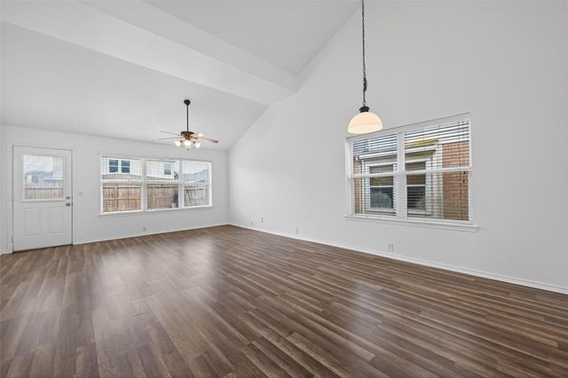 2219 Mountain Ranch Dr, Houston, TX 77049