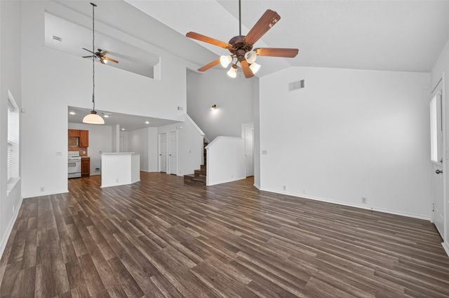 2219 Mountain Ranch Dr, Houston, TX 77049