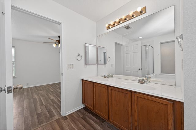 2219 Mountain Ranch Dr, Houston, TX 77049