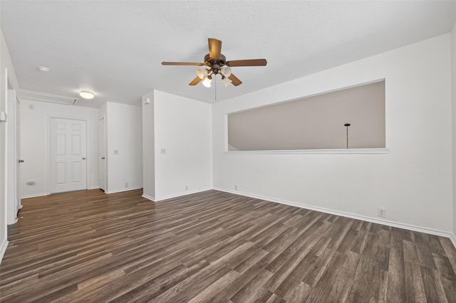 2219 Mountain Ranch Dr, Houston, TX 77049