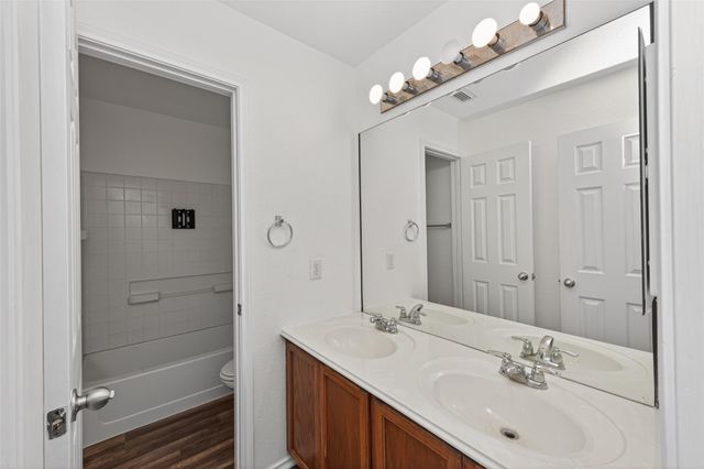 2219 Mountain Ranch Dr, Houston, TX 77049