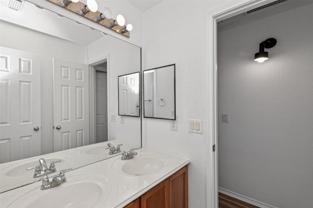 2219 Mountain Ranch Dr, Houston, TX 77049