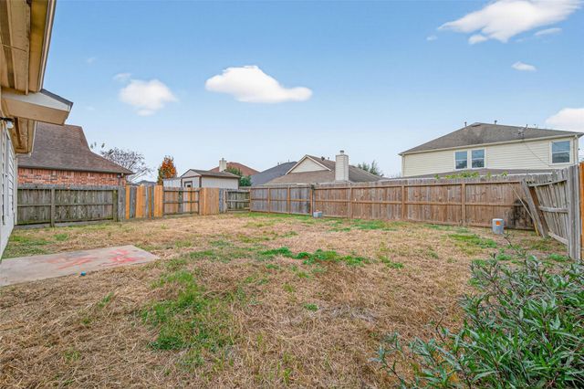 2219 Mountain Ranch Dr, Houston, TX 77049