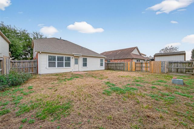 2219 Mountain Ranch Dr, Houston, TX 77049