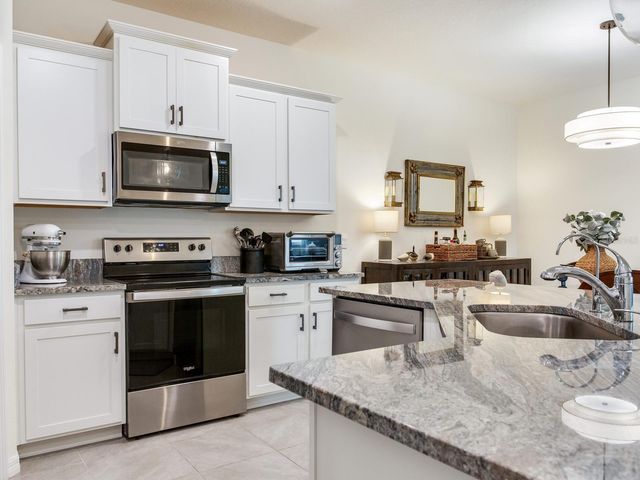 3723 STORMY THISTLE PLACE, Plant City, FL 33565