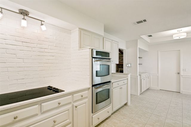 4036 Los Robles Drive, Plano, TX 75074