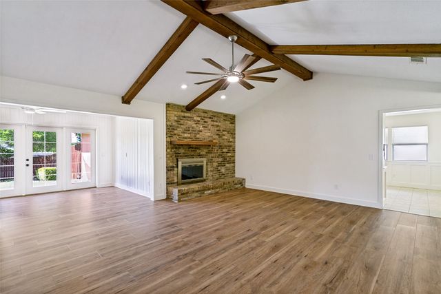 4036 Los Robles Drive, Plano, TX 75074