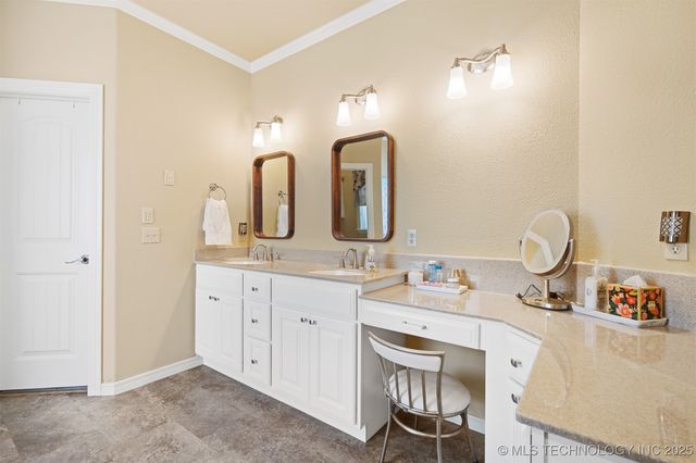 1400 Richmond Drive, Fort Gibson, OK 74434