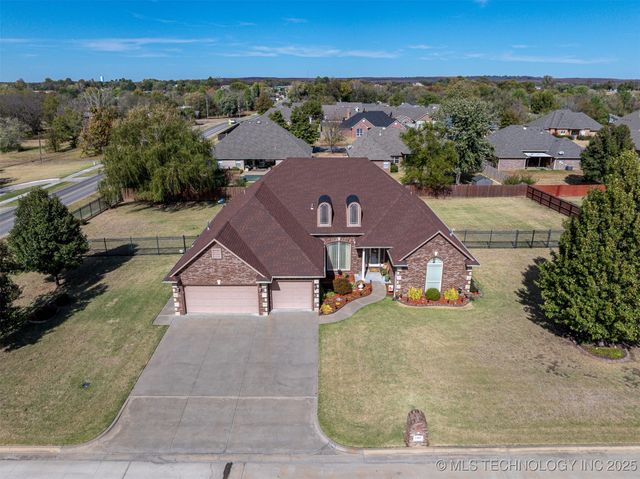 1400 Richmond Drive, Fort Gibson, OK 74434