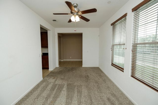 407 Northampton Way, Newman, CA 95360