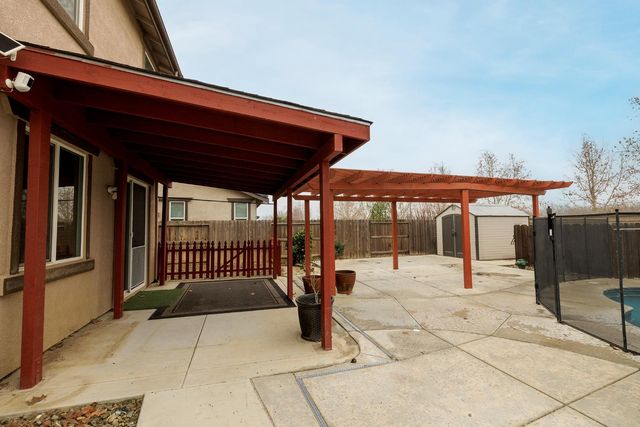 407 Northampton Way, Newman, CA 95360