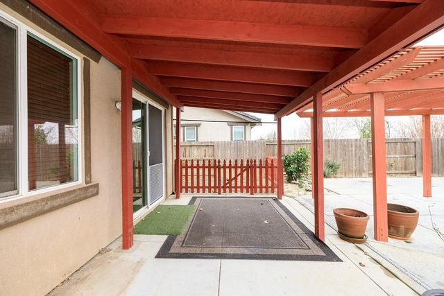 407 Northampton Way, Newman, CA 95360