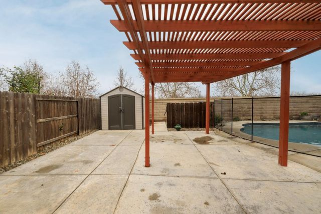 407 Northampton Way, Newman, CA 95360