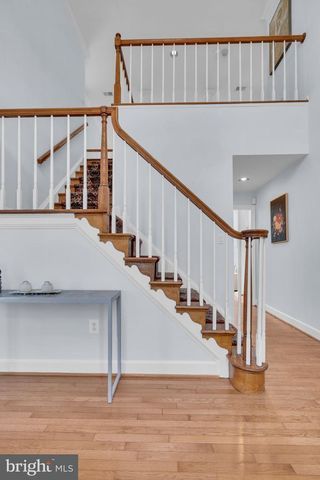 9315 HALLSTON CT, Fairfax Station, VA 22039