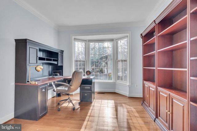 9315 HALLSTON CT, Fairfax Station, VA 22039